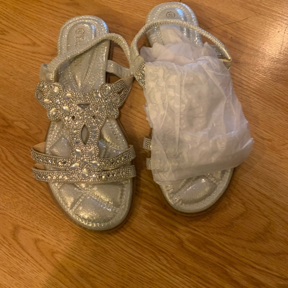 Glamorous Silver Rhinestone Sandals - Picture 8 of 10